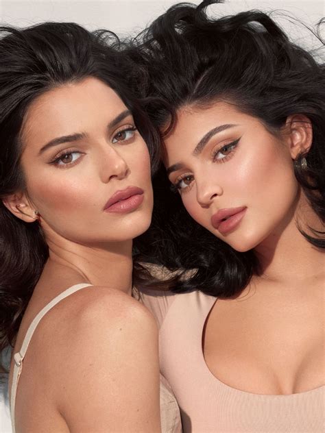 Kendall Jenner and Kylie Jenner - KENDALL x KYLIE Cosmetics 2020 More ...