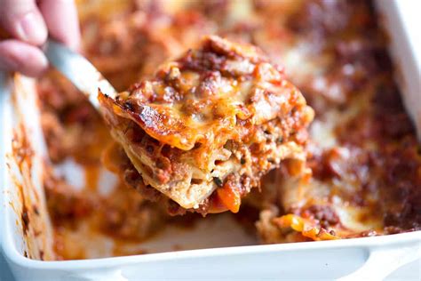 Crave-Worthy Sausage and Beef Lasagna Recipe