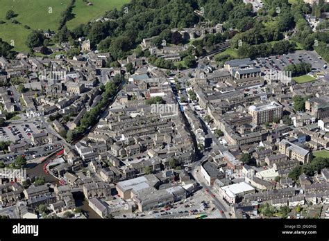 Skipton town centre hi-res stock photography and images - Alamy