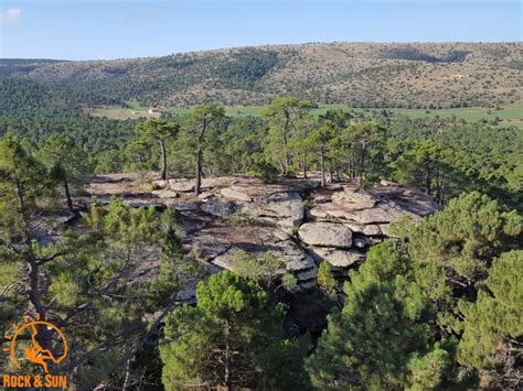 Albarracin Bouldering - Bouldering Holidays - Rock and Sun