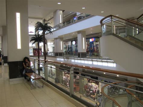 Mexico Daily Living: La Gran Plaza Fashion Mall in Guadalajara