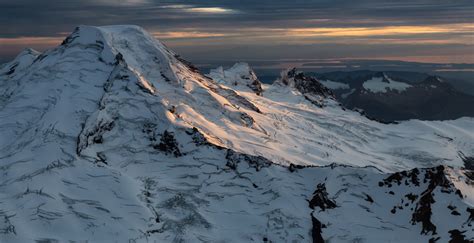 How a volcanic eruption from Mount Baker would impact Metro Vancouver | Daily Hive Vancouver