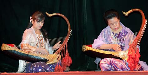 Girls Play, Vietnam Voyage, Burmese Girls, National Symbols, Mandalay ...