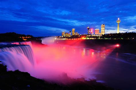 16 Photos Prove Niagara Falls Stunning From Any Angle