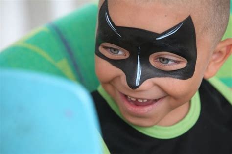 Batman! | Face painting easy, Face painting for boys, Superhero face painting