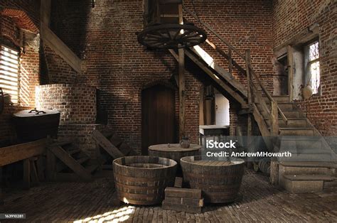 Oldfashioned Brewery Stock Photo - Download Image Now - Brewery, The Past, Beer - Alcohol - iStock