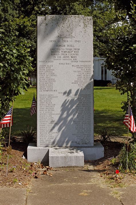 Bristolville, Ohio - WWI & WWII War Memorial | Bristolville,… | Flickr