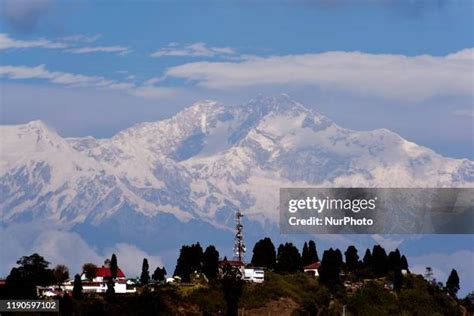 793 Kangchenjunga Stock Photos, High-Res Pictures, and Images - Getty Images