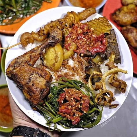 7 Nasi Uduk Paling Enak di Jakarta Sajikan Rasa Gurih Manjakan Lidah