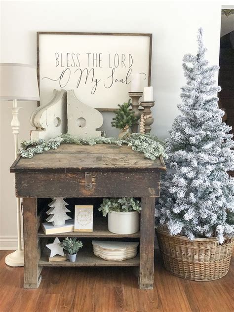 50 Festive Farmhouse Christmas Decorations for the Home