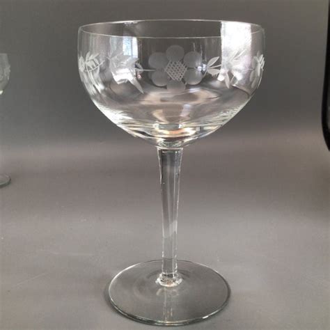 Vintage Etched Crystal Champagne Glasses - Glass Designs