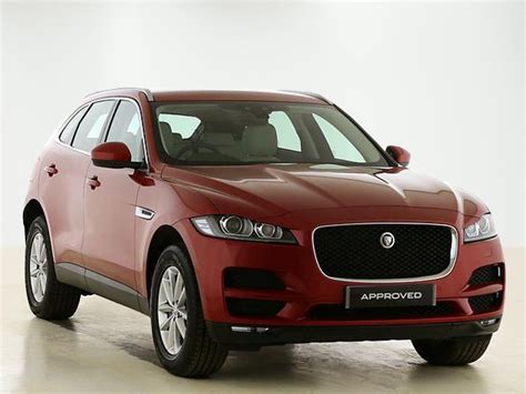 Jaguar F-pace PRESTIGE AWD (red) 2016-10-03 | in Maryhill, Glasgow | Gumtree