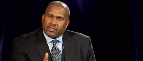 Tavis Smiley | Speaker Agency, Speaking Fee, Videos | SPEAKING.com Keynote Speakers Bureau