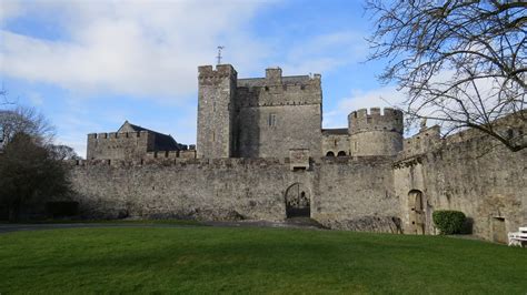 Cahir Castle (one of the most well preserved castles in Ireland) -Cahir, Ireland | Castles in ...