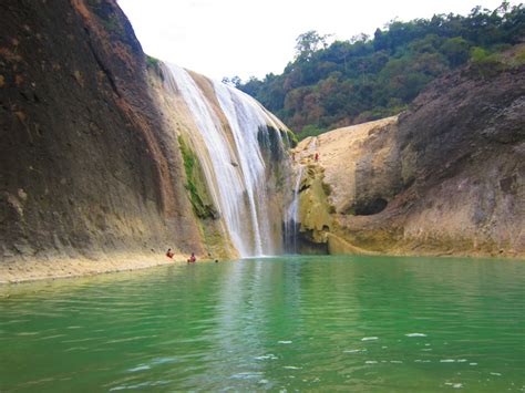 Magnificent Pinsal Falls in Ilocos Sur | Travel to the Philippines