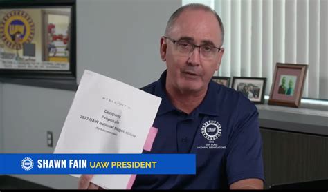 UAW President Shawn Fain throws Stellantis contract proposal in trash | Automotive News