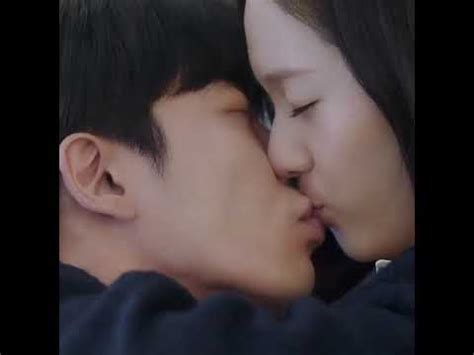 This Korean drama kiss scene 🔥 - YouTube