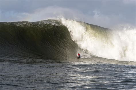 One Unpredictable Day at Maverick's - Surfline