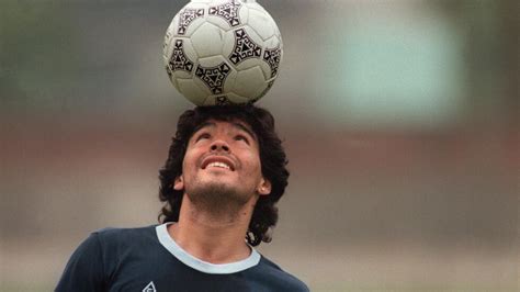 Diego Maradona, légende du football et "Main de Dieu"