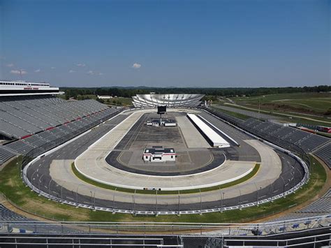 Martinsville Speedway, the Oldest Nascar Sprint Cup Race Tracks | HubPages