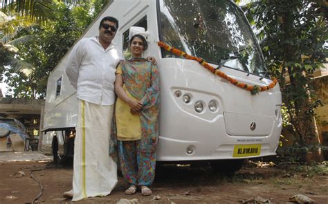 suresh gopi with wife |Suresh Gopi Photo