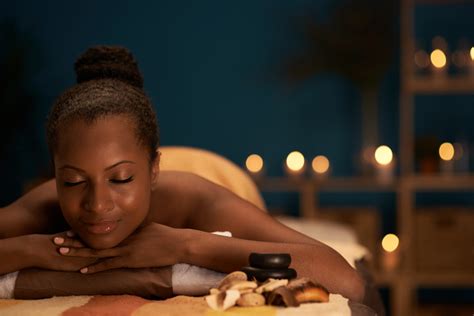 Find a day spa in New York for a massage, facial or manicure