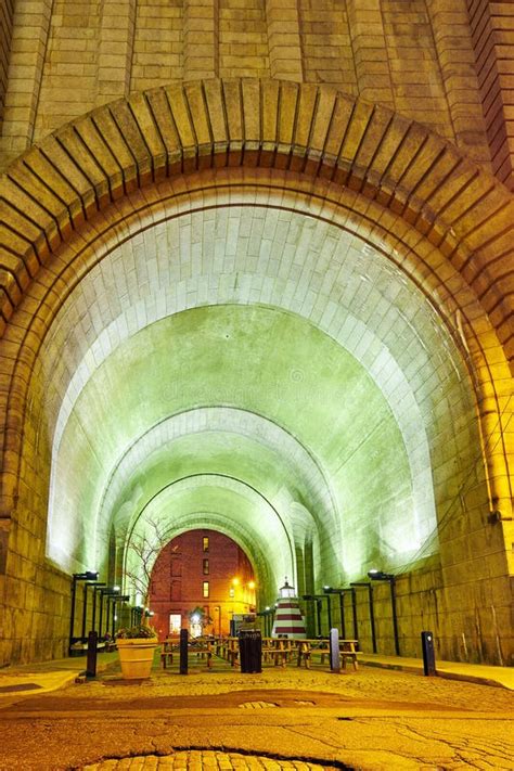 Tunnel Under the Brooklyn Bridge Stock Image - Image of trade, freedom: 59925183