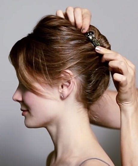 How To Style A Hair Comb