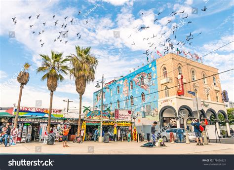 1,895 Venice beach boardwalk Images, Stock Photos & Vectors | Shutterstock