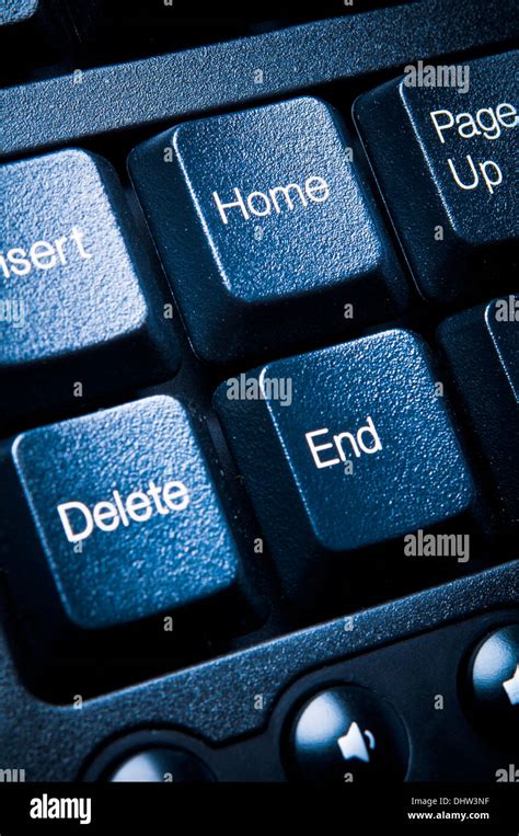 black computer keyboard Stock Photo - Alamy