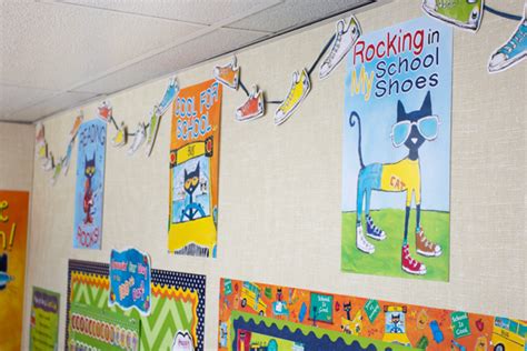 pete the cat birthday decorations Pete cat classroom bulletin ...