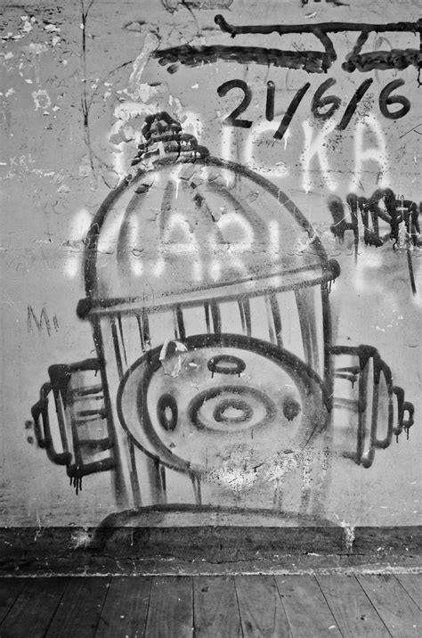 Fire Hydrant Graffiti by efrainvalencia on DeviantArt