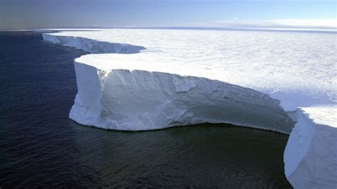 Scientists Studied the Antarctic Ice Sheet Over 10,000 Years. Their ...