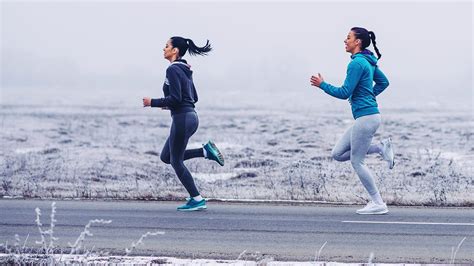 Winter Running Gear to Keep You Toasty Warm On Your Next Run