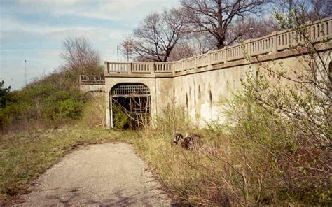 The City Of Cincinnati, Ohio Has A Hidden Subway That Was Built, Never Used And Left Abandoned ...