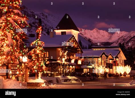 Vail village colorado winter hi-res stock photography and images - Alamy