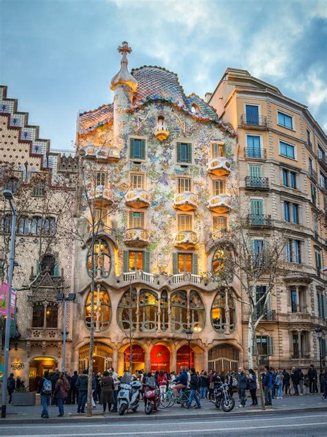 Conoce la fascinante historia de la Casa Batlló de Gaudí