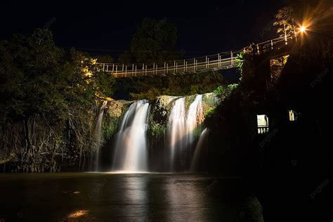 Paronella Park Waterfall In Queenslandaustralia Construction Tree Waterfall Photo Background And ...