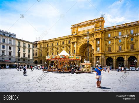 FLORENCE, ITALY - July Image & Photo (Free Trial) | Bigstock