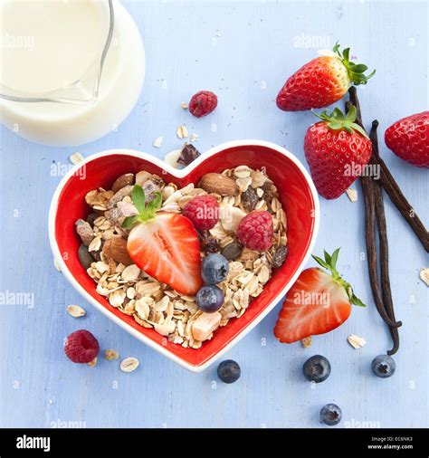 Muesli with fresh fruits Stock Photo - Alamy