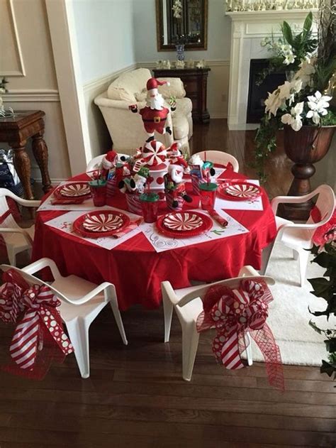 30+ Fabulous Christmas Decor Ideas To Elevate Your Dining Table | Christmas decorations dinner ...