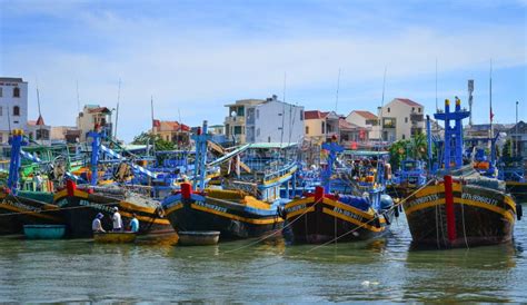 Seascape of Phan Thiet, Southern Vietnam Editorial Stock Image - Image of float, harbor: 100240489