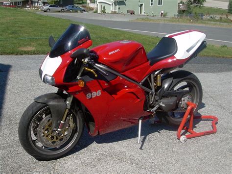 Ducati 996, 2000 Motorcycles - Photos, Video, Specs, Reviews | Bike.Net