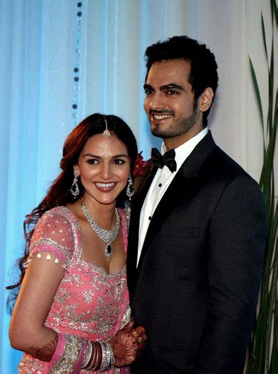 Just married: Esha Deol and Bharat Takhtani - News in Images - Emirates24|7