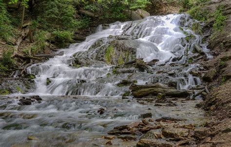 15 Scenic Trails for Hiking in Iowa - Midwest Explored