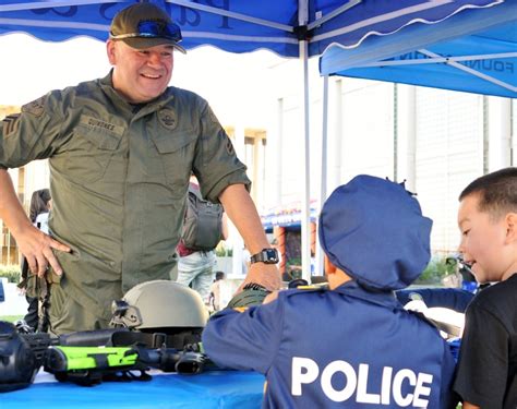 Alhambra PD shows the community some hospitality for National Night Out ...