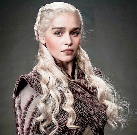 Pin on GOT it | Mother of dragons, Portrait, Queen of dragons