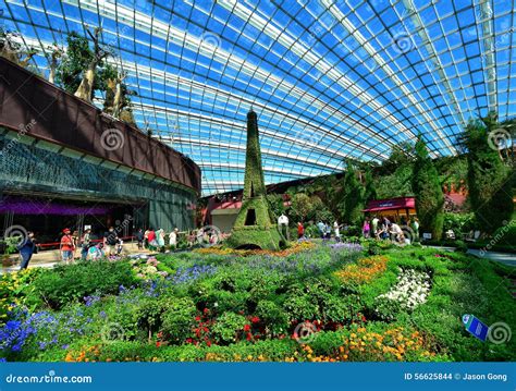 Flower Dome, Gardens by the Bay, Singapore Editorial Stock Image ...