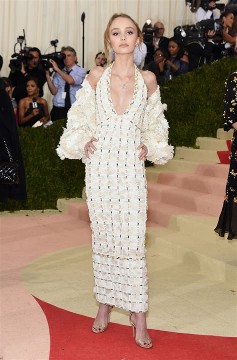 Lily-Rose Depp Wears Chanel to the Met Gala 2016 | Teen Vogue