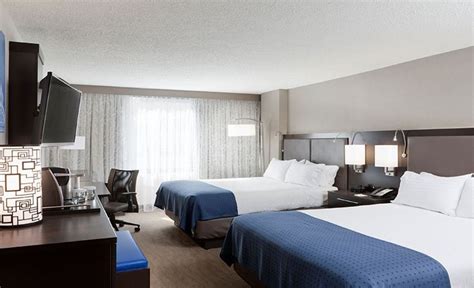 Holiday Inn Capitol - 84 Photos & 214 Reviews - Hotels - 550 C St SW ...